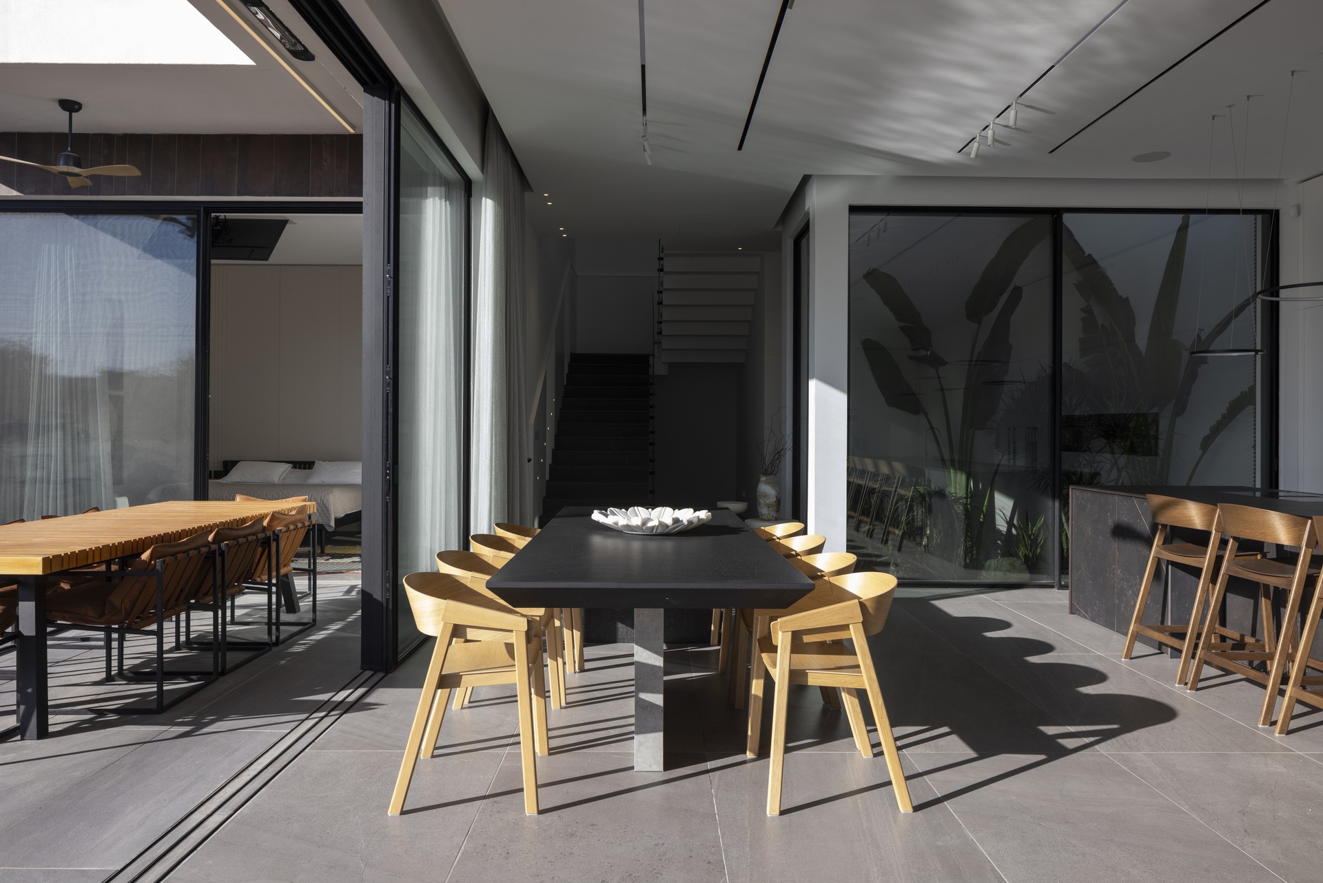 Product showcase of Motion 640, image 1